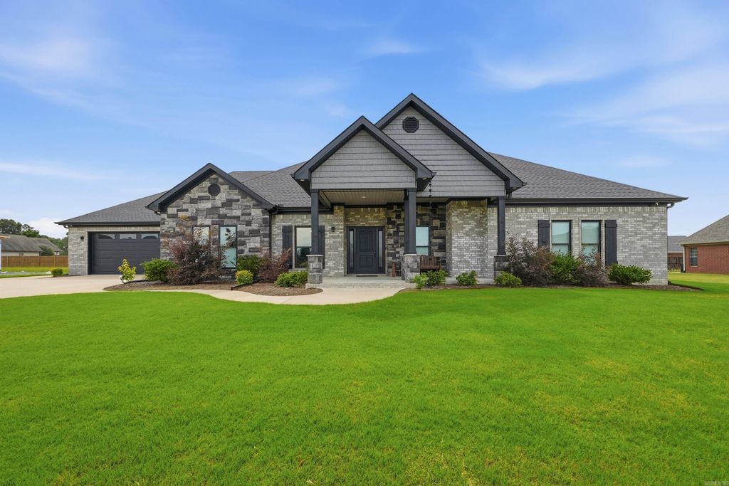 29 Kalli Circle, Vilonia, AR 72173