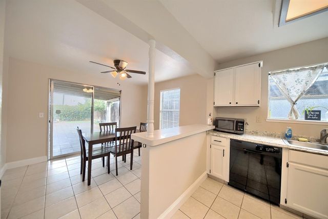 4309 Songbird Ct, Modesto, CA 95355