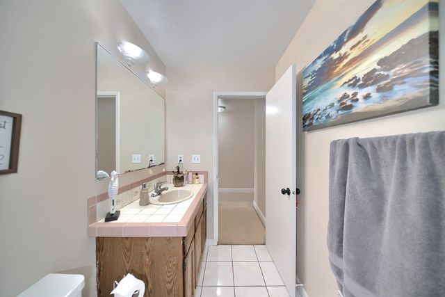 4309 Songbird Ct, Modesto, CA 95355