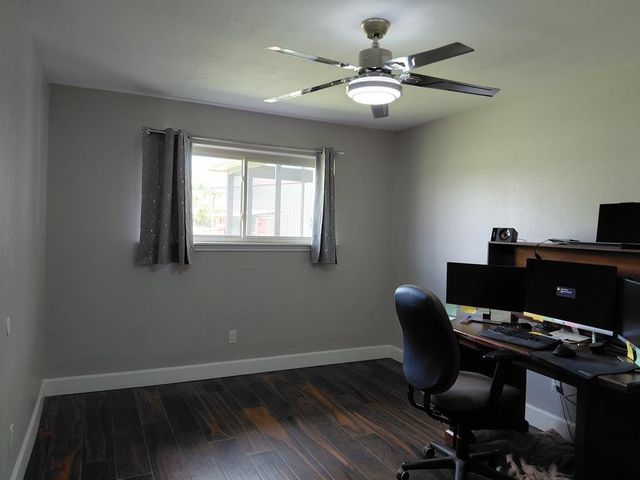 3831 County Road 211, Danbury, TX 77534