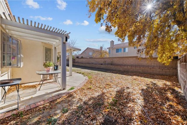 1536 E Avenue J4, Lancaster, CA 93535