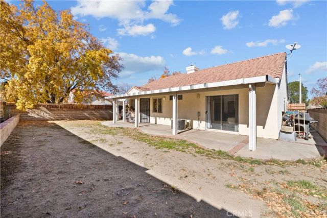 1536 E Avenue J4, Lancaster, CA 93535