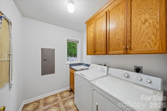 508 Watergate Circle, Gastonia, NC 28052