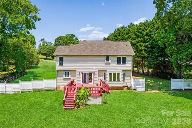 508 Watergate Circle, Gastonia, NC 28052