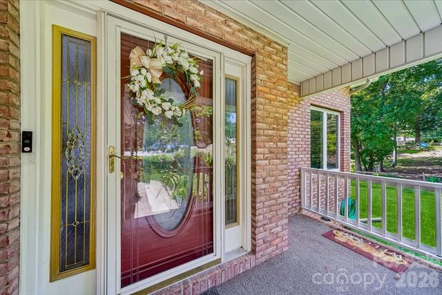 508 Watergate Circle, Gastonia, NC 28052