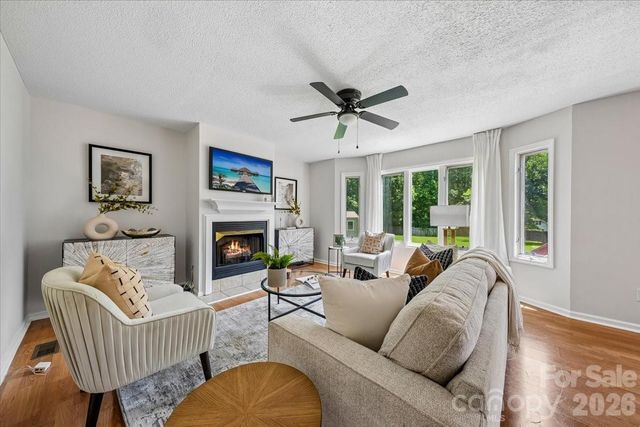 508 Watergate Circle, Gastonia, NC 28052