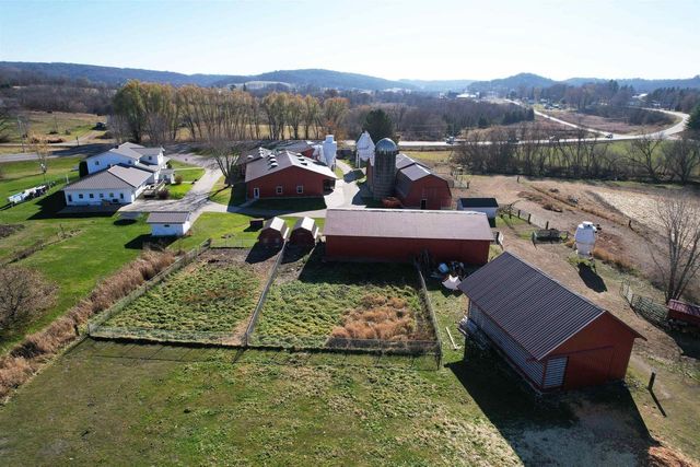 S2547 State Hwy 58, La Valle, WI 53941