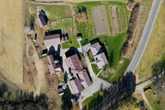 S2547 State Hwy 58, La Valle, WI 53941