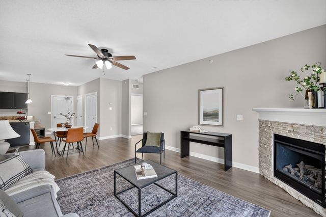 8350 Ep True Parkway 3307, West Des Moines, IA 50266