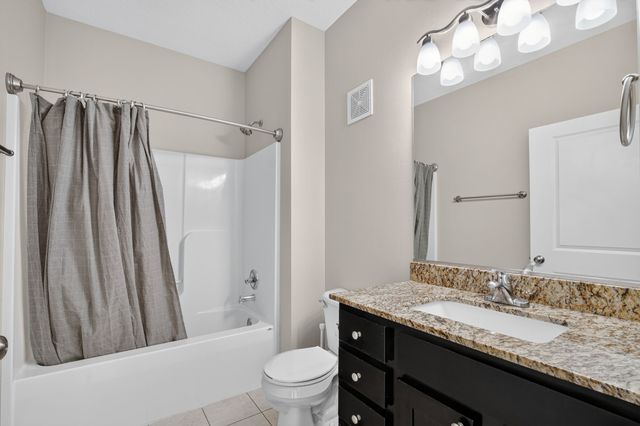 8350 Ep True Parkway 3307, West Des Moines, IA 50266