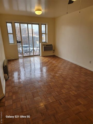 48-82 37th Street 2nd Fl, Long Island City, NY 11101