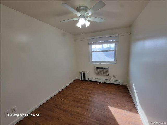 48-82 37th Street 2nd Fl, Long Island City, NY 11101
