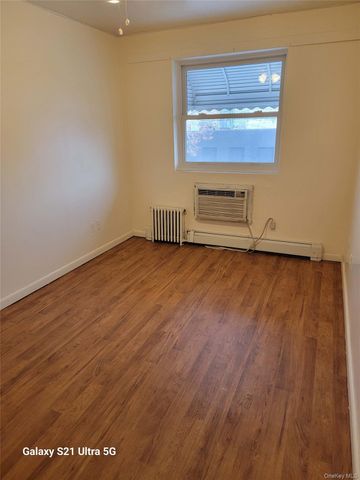 48-82 37th Street 2nd Fl, Long Island City, NY 11101