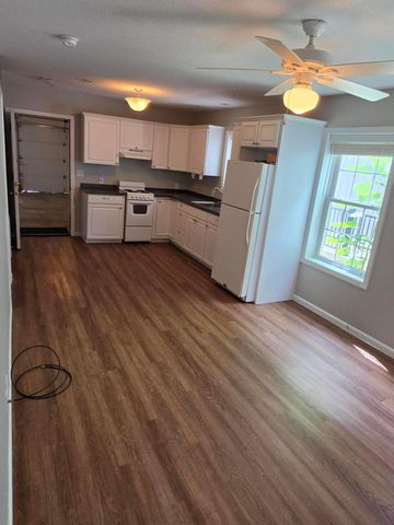 4 Rosebraugh Circle E, Buckeye Lake, OH 43008