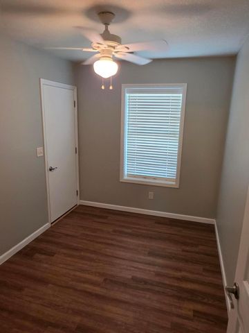4 Rosebraugh Circle E, Buckeye Lake, OH 43008
