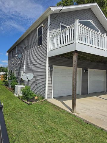 4 Rosebraugh Circle E, Buckeye Lake, OH 43008
