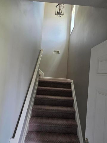 4 Rosebraugh Circle E, Buckeye Lake, OH 43008