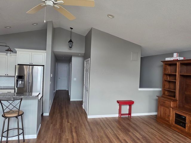 4 Rosebraugh Circle E, Buckeye Lake, OH 43008