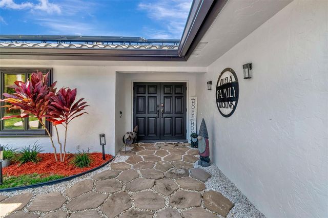 10300 Prestwick Road, Boynton Beach, FL 33436
