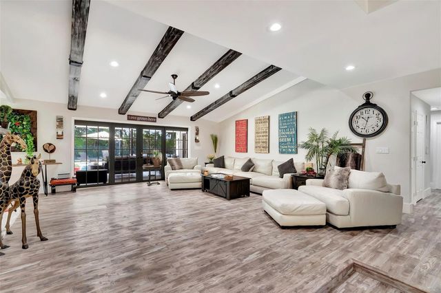 10300 Prestwick Road, Boynton Beach, FL 33436