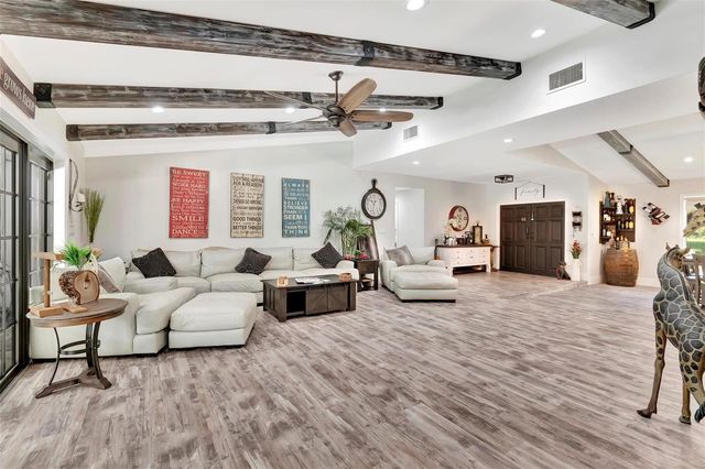 10300 Prestwick Road, Boynton Beach, FL 33436