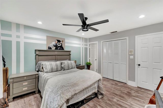 10300 Prestwick Road, Boynton Beach, FL 33436