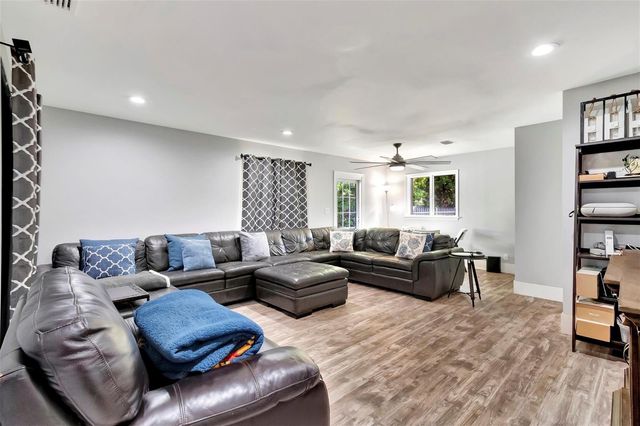 10300 Prestwick Road, Boynton Beach, FL 33436