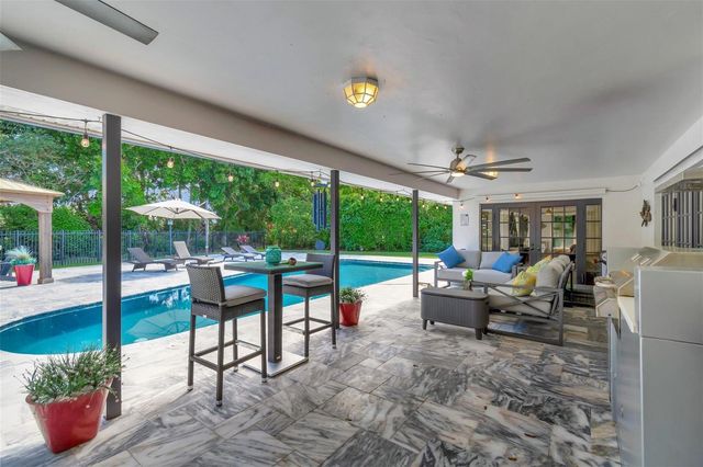 10300 Prestwick Road, Boynton Beach, FL 33436