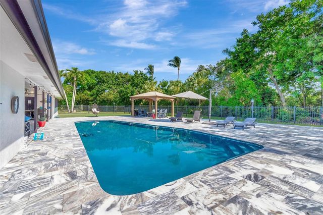 10300 Prestwick Road, Boynton Beach, FL 33436