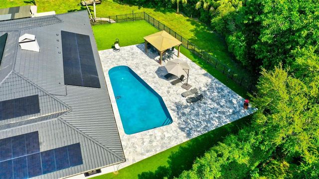 10300 Prestwick Road, Boynton Beach, FL 33436