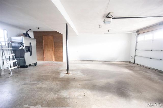 916 Carla Drive, Troy, IL 62294