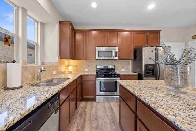 222 Sycamore ST, Georgetown, TX 78633