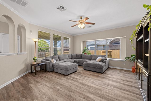 222 Sycamore ST, Georgetown, TX 78633