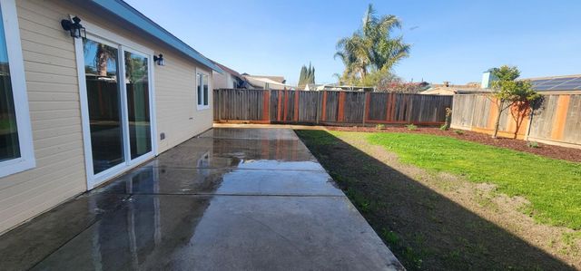1206 Morris Avenue, Greenfield, CA 93927