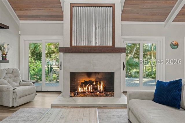 15 Rum Row, Hilton Head Island, SC 29928