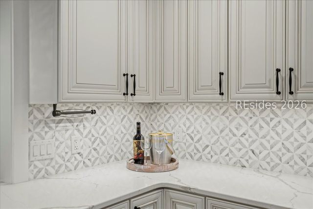 15 Rum Row, Hilton Head Island, SC 29928