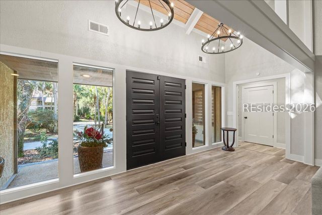 15 Rum Row, Hilton Head Island, SC 29928