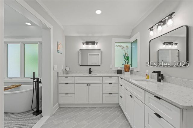 15 Rum Row, Hilton Head Island, SC 29928