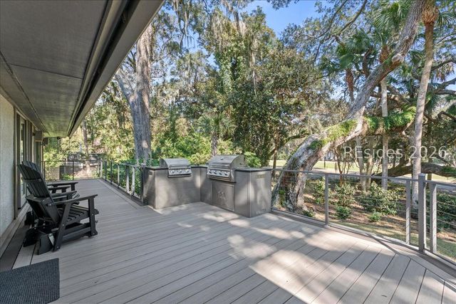 15 Rum Row, Hilton Head Island, SC 29928