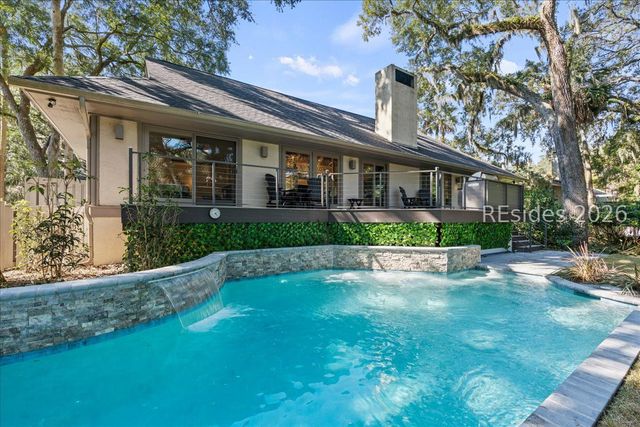 15 Rum Row, Hilton Head Island, SC 29928