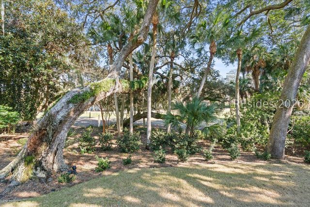 15 Rum Row, Hilton Head Island, SC 29928