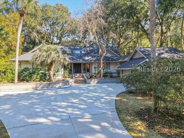 15 Rum Row, Hilton Head Island, SC 29928