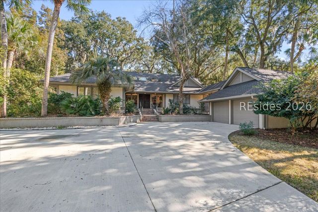 15 Rum Row, Hilton Head Island, SC 29928