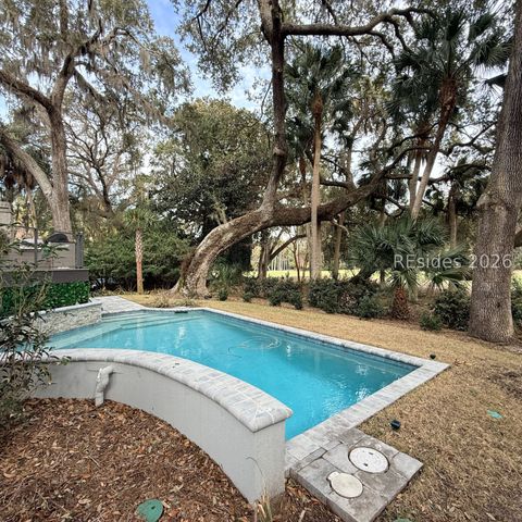 15 Rum Row, Hilton Head Island, SC 29928