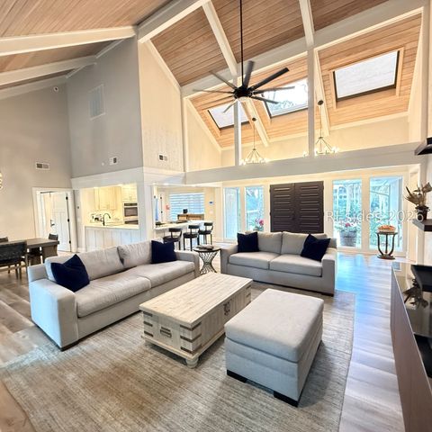 15 Rum Row, Hilton Head Island, SC 29928