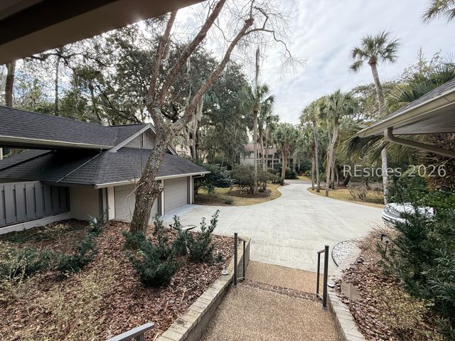 15 Rum Row, Hilton Head Island, SC 29928