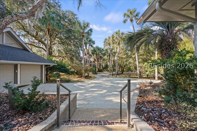 15 Rum Row, Hilton Head Island, SC 29928