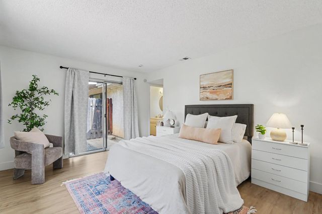 6851 Albury St, Citrus Heights, CA 95621