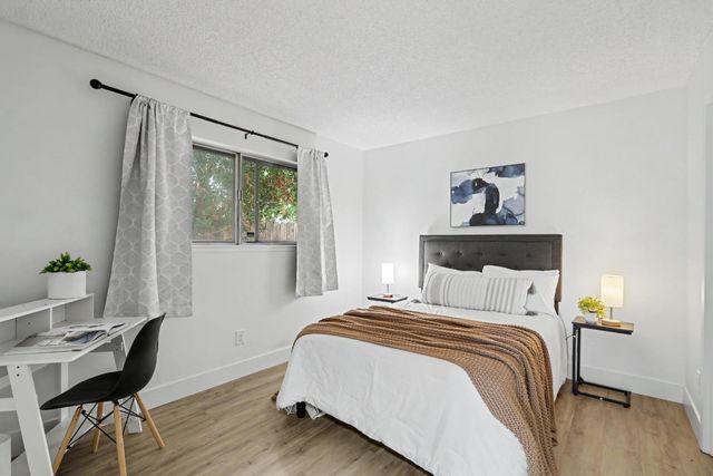 6851 Albury St, Citrus Heights, CA 95621
