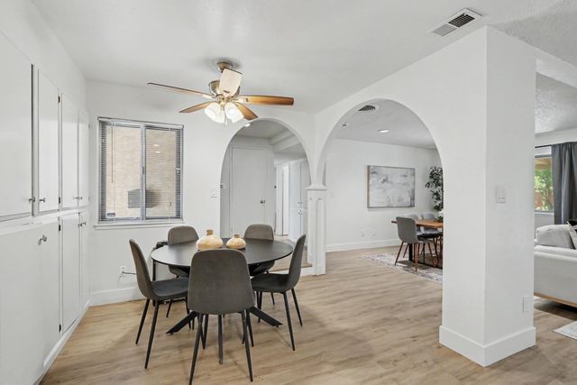 6851 Albury St, Citrus Heights, CA 95621